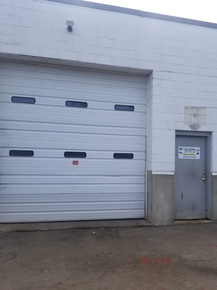 Custom lawn mowing service in Methuen, MA - TJ's Landscaping & Property Maintenance