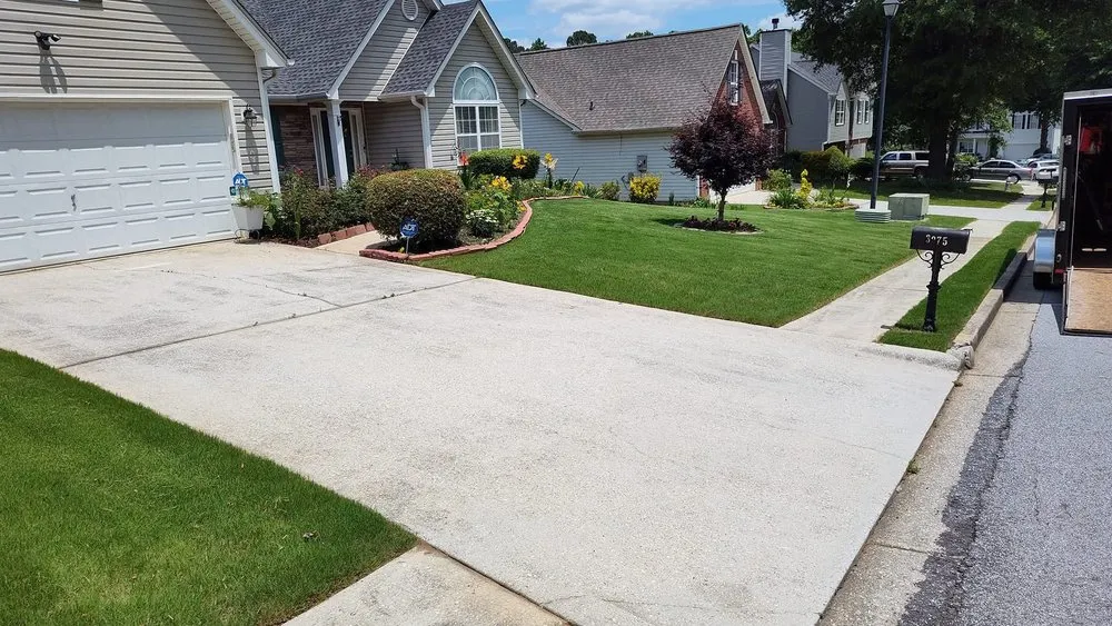 Top-rated lawn mowing service in Jersey, GA by TJ'S Lawn Service