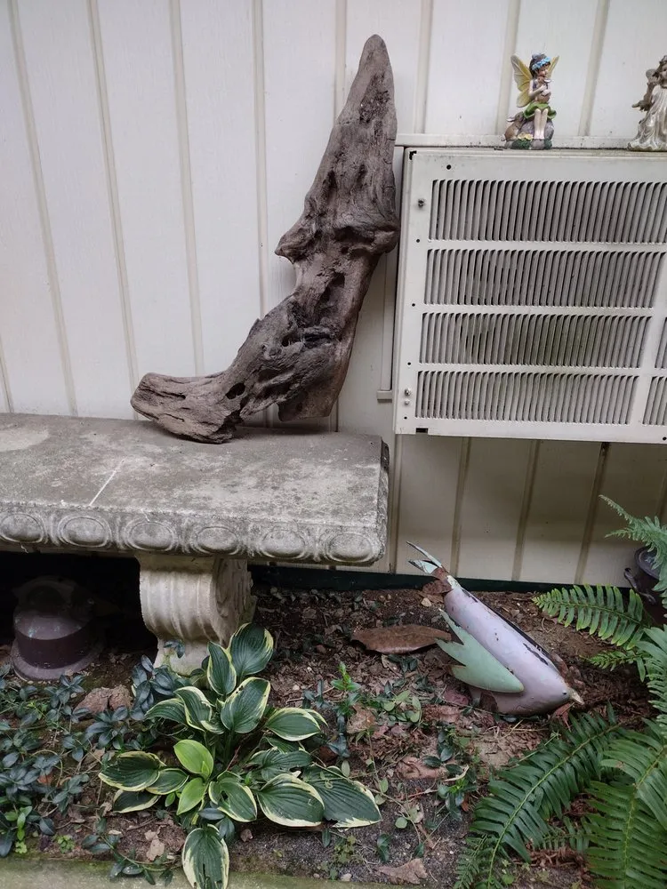 Custom lawn mowing service with custom design in Goddard, KS by TJ's Lawncare