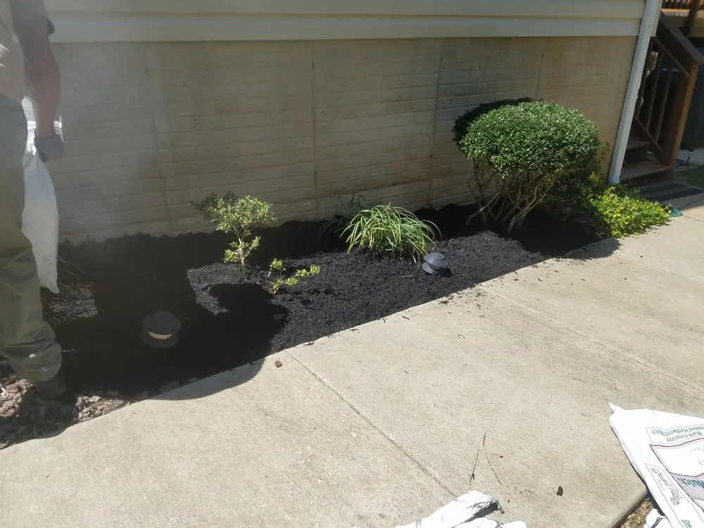 Reliable garden landscaping for residential properties in Spotsylvania Courthouse, VA by TJ's Seasonal Services