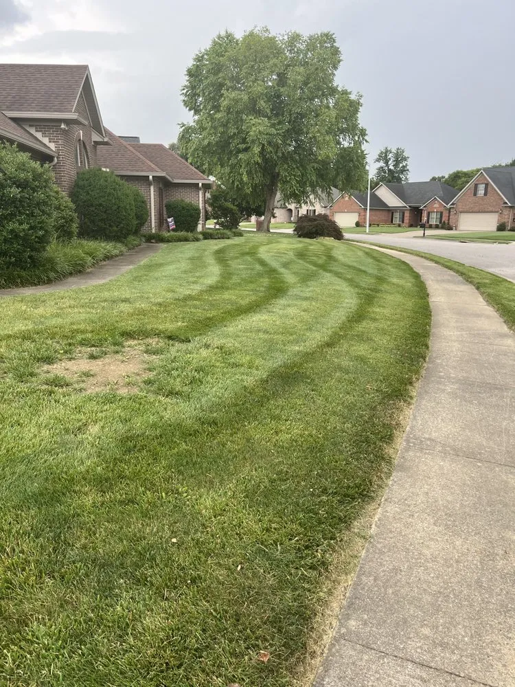 Custom landscaping services in Owensboro, KY by Tk Lawncare