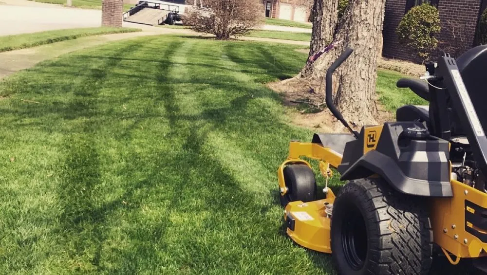 Affordable lawn mowing service experts serving Owensboro, KY - Tk Lawncare