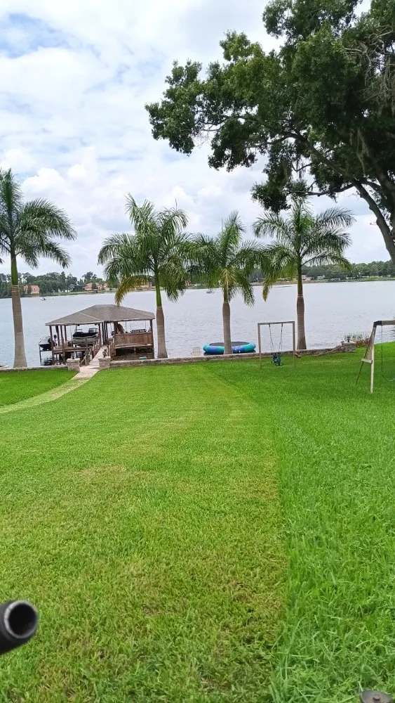 Local lawn mowing service in Bartow, FL - T&K Lawns