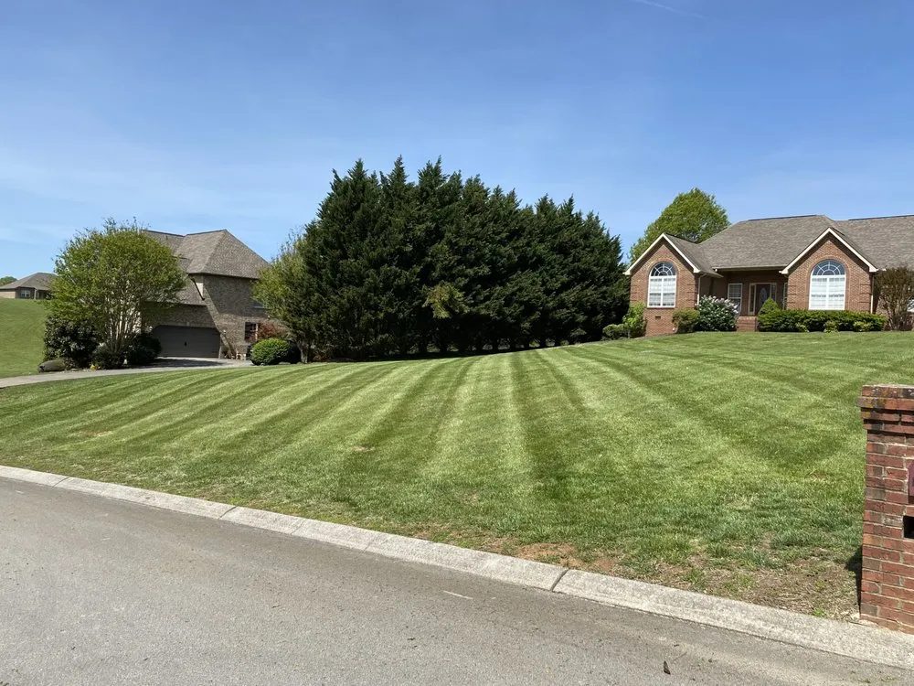 Local garden landscaping in Maryville, TN - TK Mowing