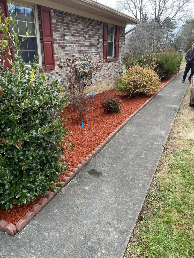 Affordable residential landscaping in Maryville, TN - TK Mowing