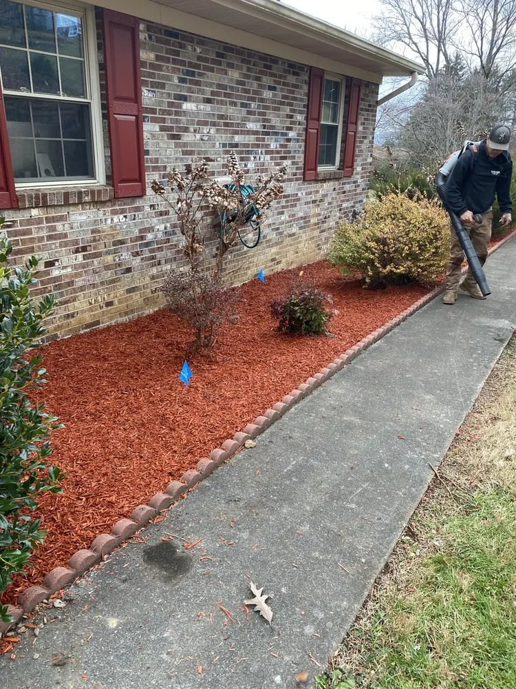 Trusted garden landscaping in Maryville, TN - TK Mowing
