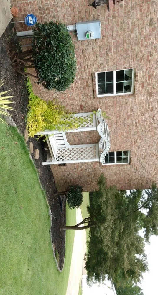Custom lawn care service in Gleason, TN - TK's IN&OUT Landscaping & Organization