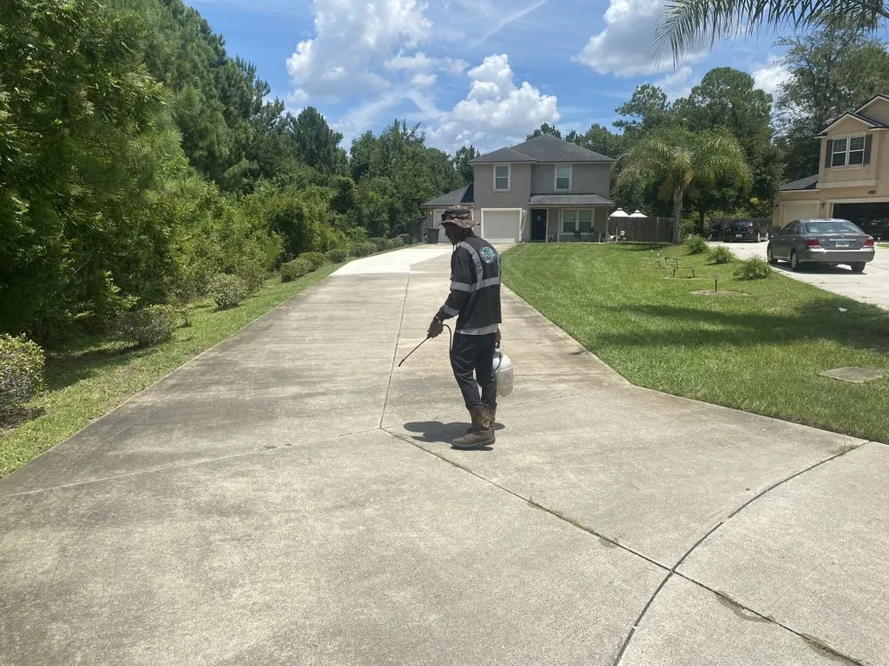 Reliable garden landscaping for year-round maintenance across Jacksonville, FL - TK’S Lawn Care & Home Services