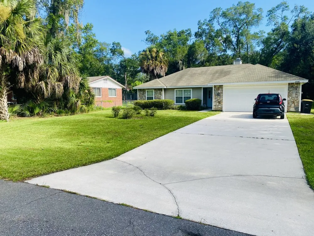 Professional landscaping services experts serving Jacksonville, FL - TK’S Lawn Care & Home Services