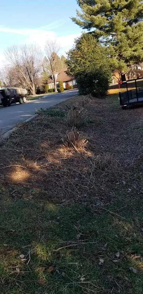 Professional yard cleanup service near you in Boonsboro, MD by TLC ENTERPRISE