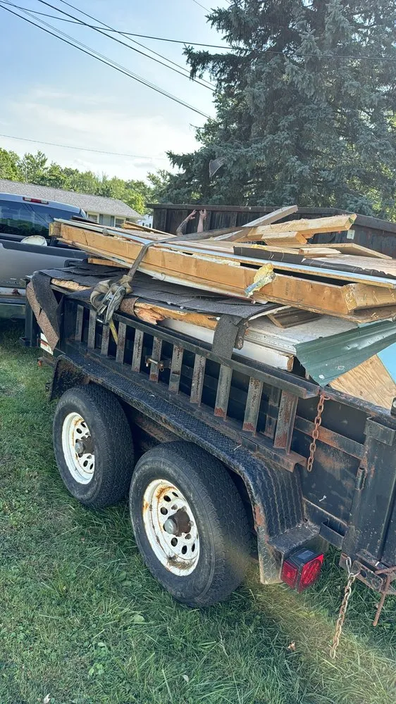 Top-rated lawn care service for residential properties in Salem, OH by TLC Enterprize Lawn Tree And Hauling Services