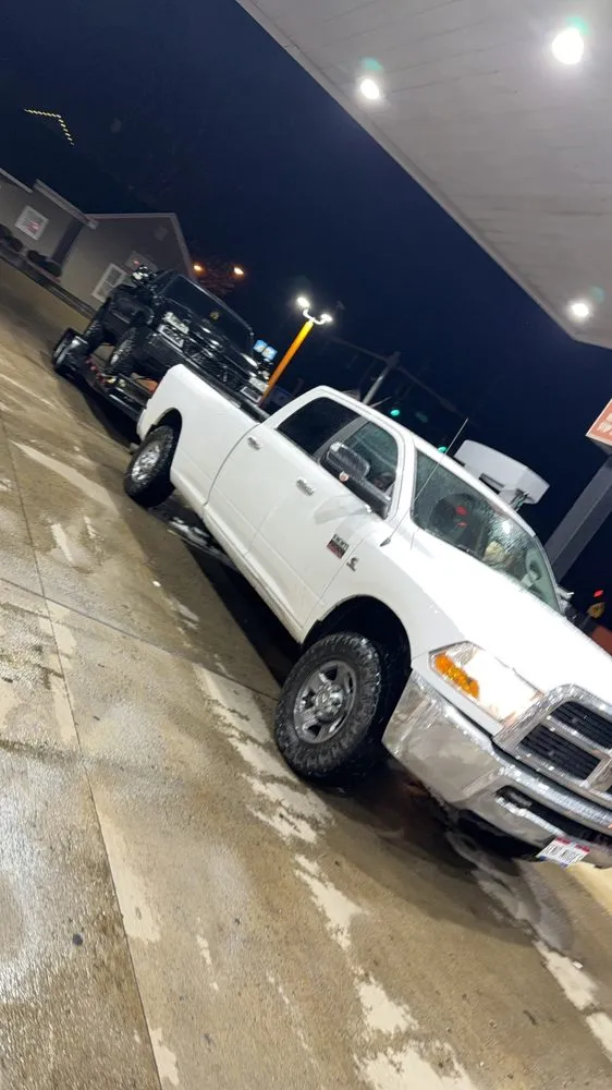 Trusted outdoor landscaping in Salem, OH - TLC Enterprize Lawn Tree And Hauling Services