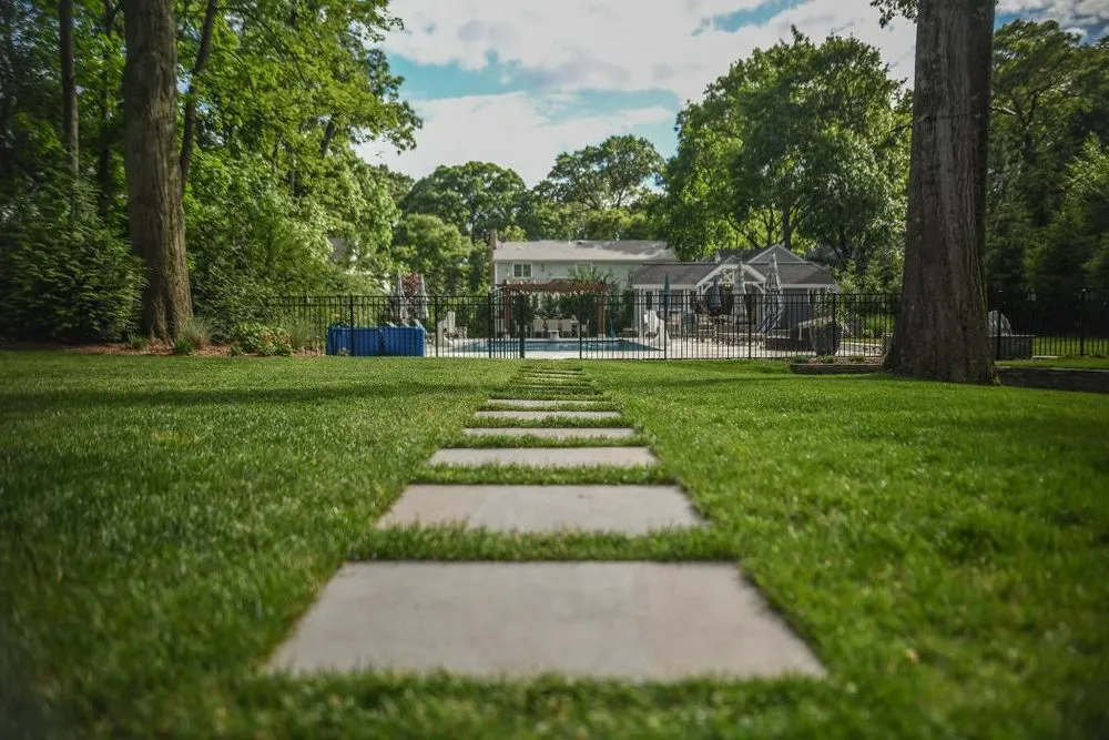 Trusted yard maintenance experts serving Glen Rock, NJ - TLC Landscaping