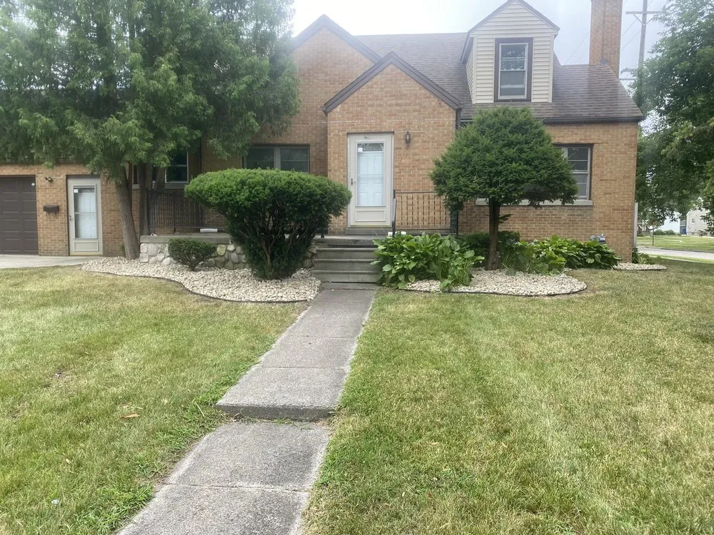 Expert yard maintenance in Saginaw, MI - TLC Lawn and Landscape Solutions