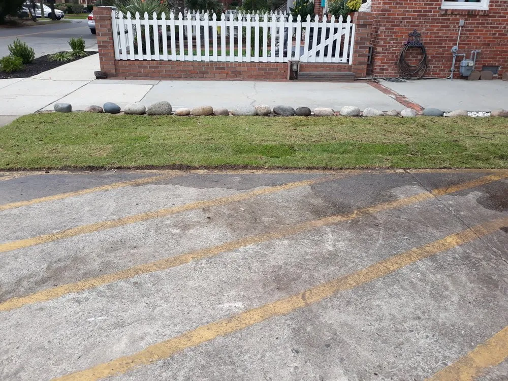 Top-rated garden landscaping in Summerville, SC - TLC Lawncare and Landscaping