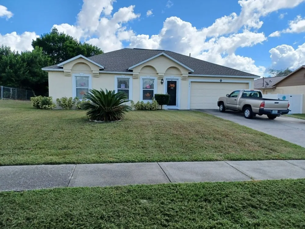 Trusted yard maintenance in Deltona, FL by TLC Services of Florida