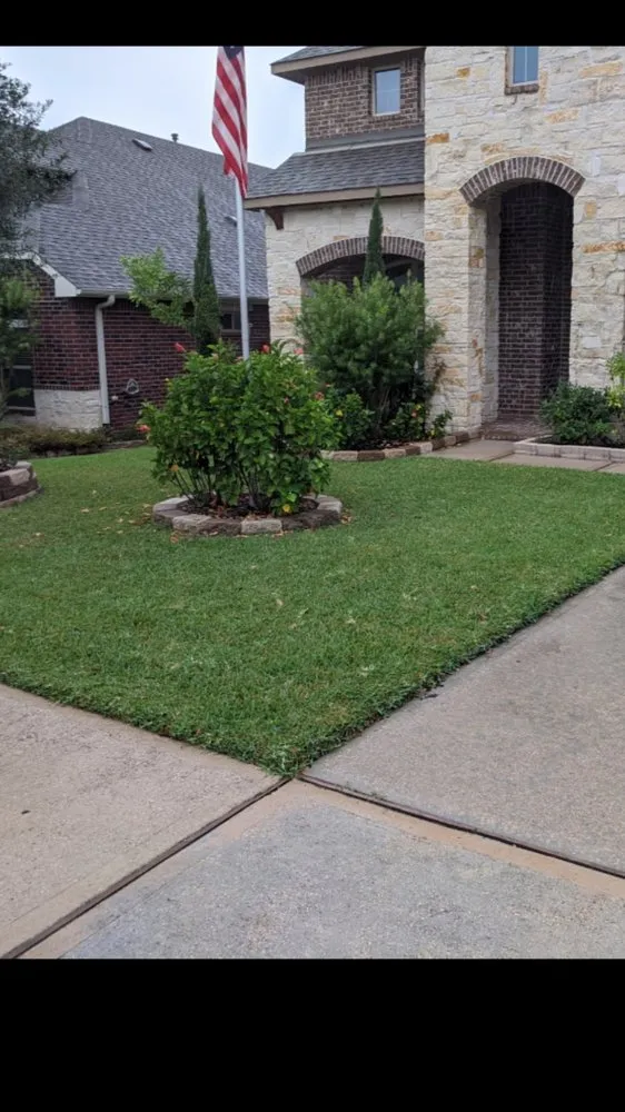 Top-rated landscape installation in Conroe, TX - TLC Specialty Weed Control