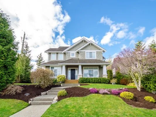 TLC Tamayo Lawn Care & Landscaping Logo