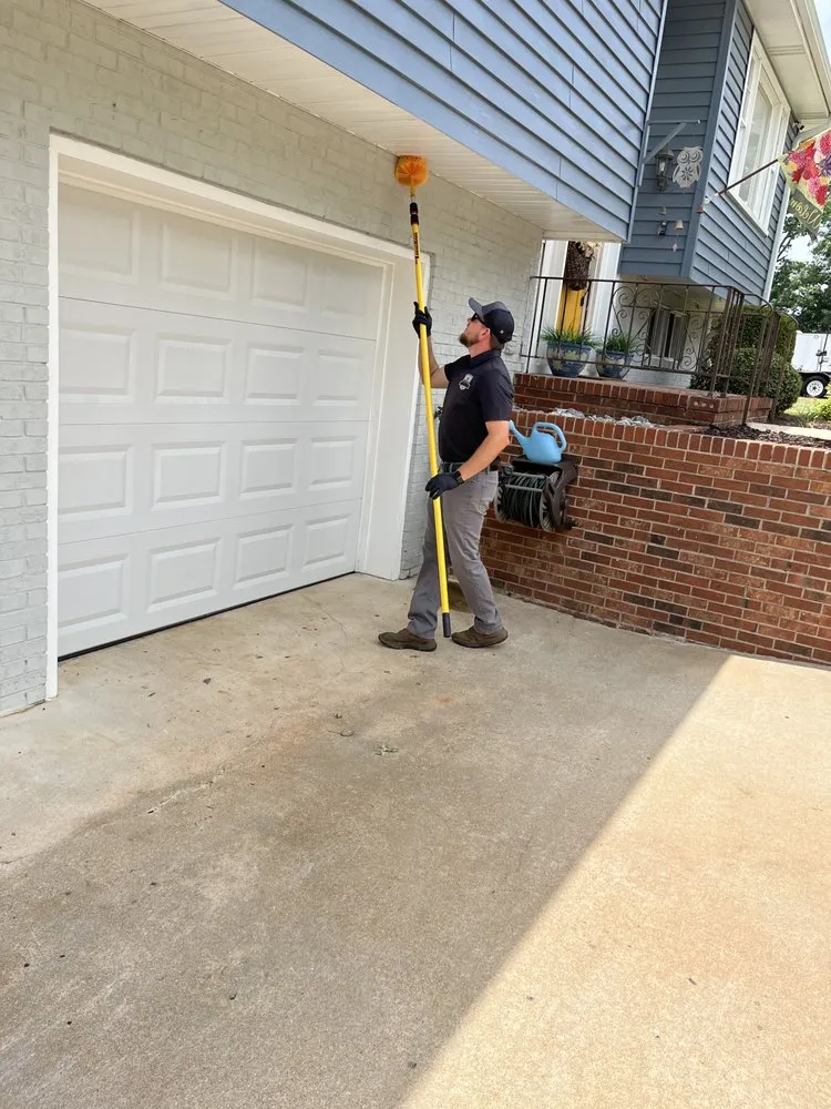 Professional yard maintenance in Mauldin, SC - TLC Upstate Lawn and Pest