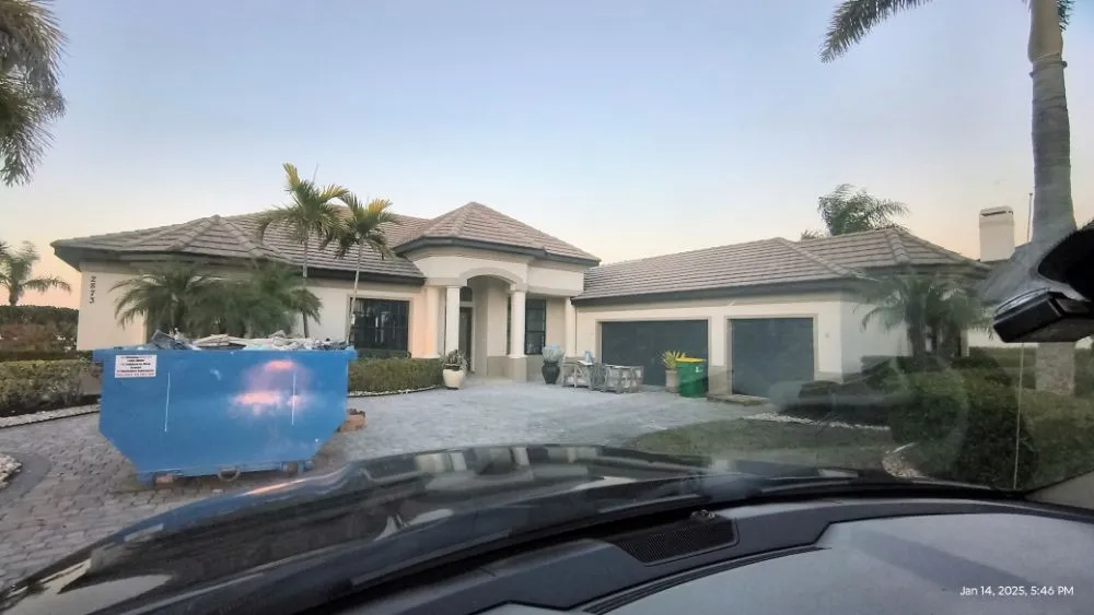 Expert yard maintenance in Palm Bay, FL by Tlo Tile And Home Repairs