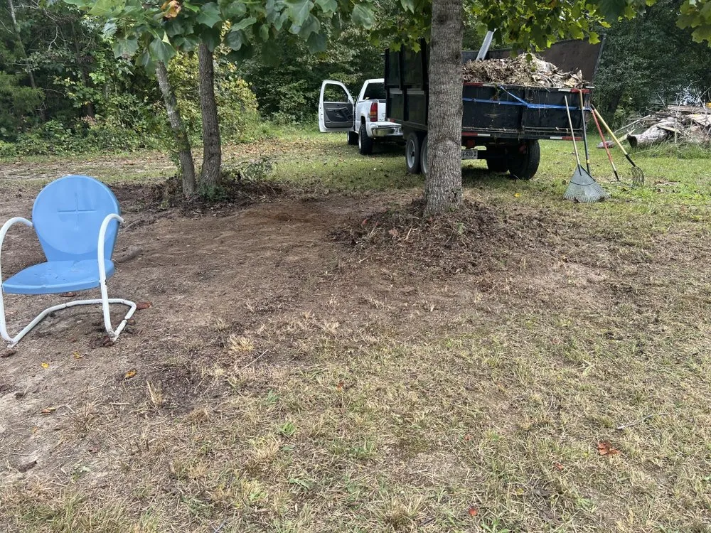 Professional garden landscaping experts serving Tappahannock, VA - Tlp Landscaping & Junk Removal