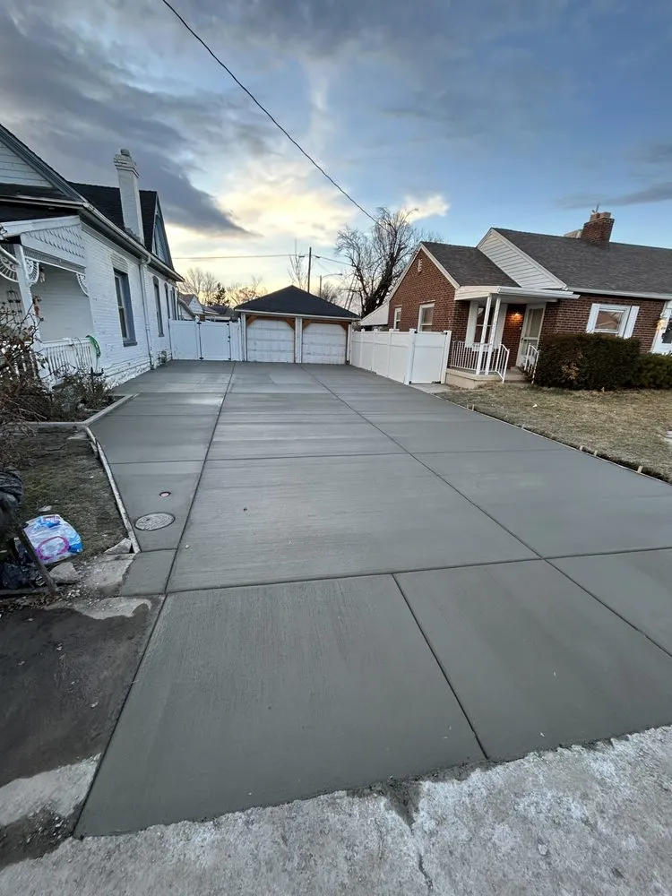 Affordable lawn mowing service experts serving Riverton, UT - TLT Enterprises