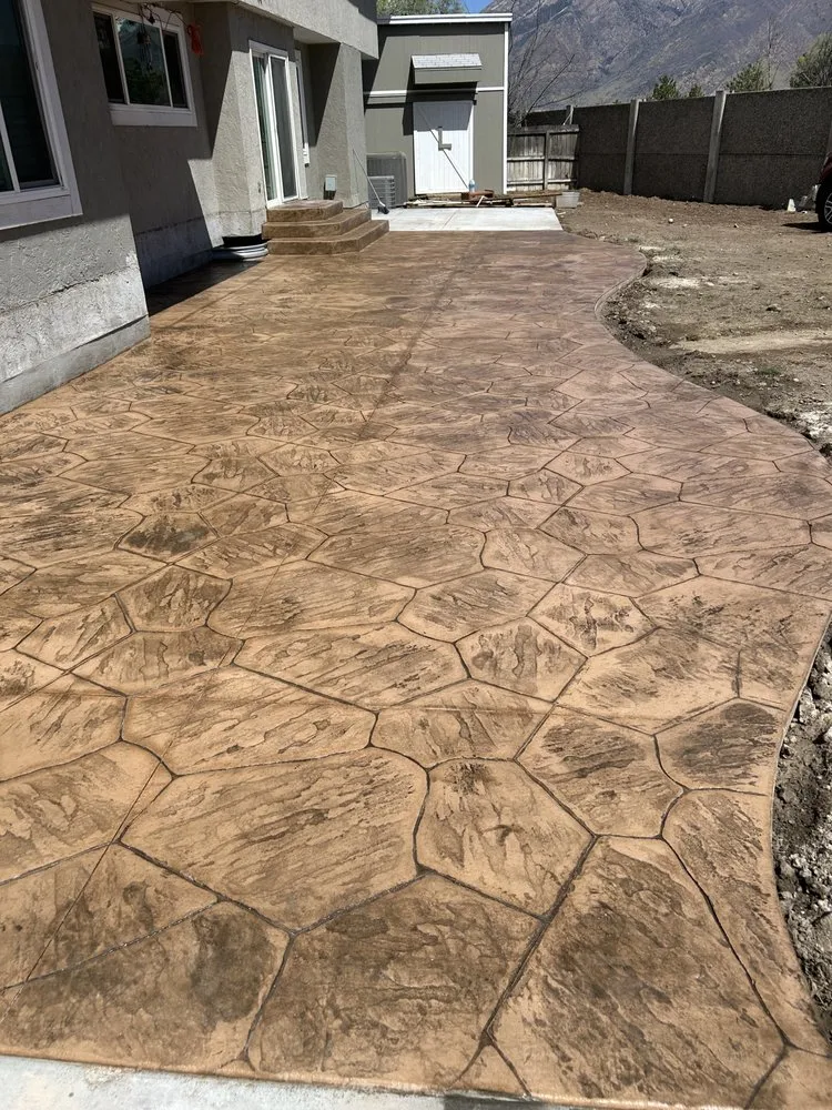 Professional garden landscaping in Riverton, UT - TLT Enterprises