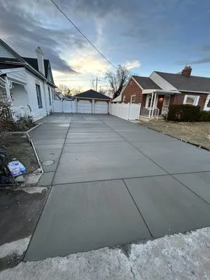 TLT Enterprises Logo