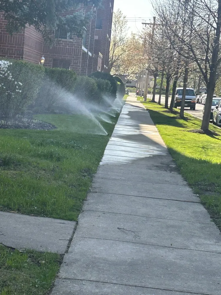 Custom lawn mowing service in Des Plaines, IL - TLW Irrigation and Landscaping