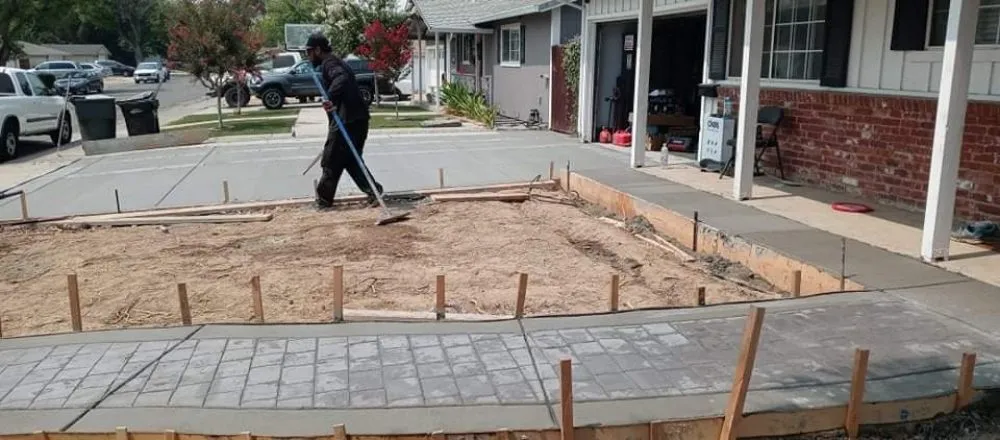 Affordable landscape design with custom design in Sacramento, CA by TM Concrete