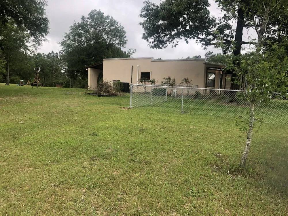 Local outdoor landscaping experts serving Lucedale, MS - T&M Fencing Lawn & Landscaping