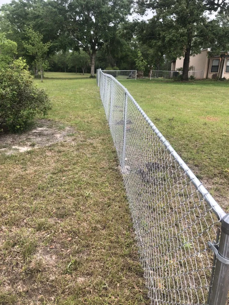 Local yard cleanup service for beautiful yards across Lucedale, MS - T&M Fencing Lawn & Landscaping