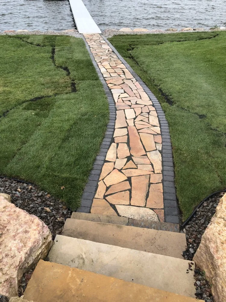 Custom yard cleanup service in Cambridge, MN by TM Home and Lawn Care