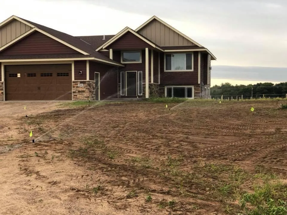 Expert yard cleanup service in Cambridge, MN by TM Home and Lawn Care