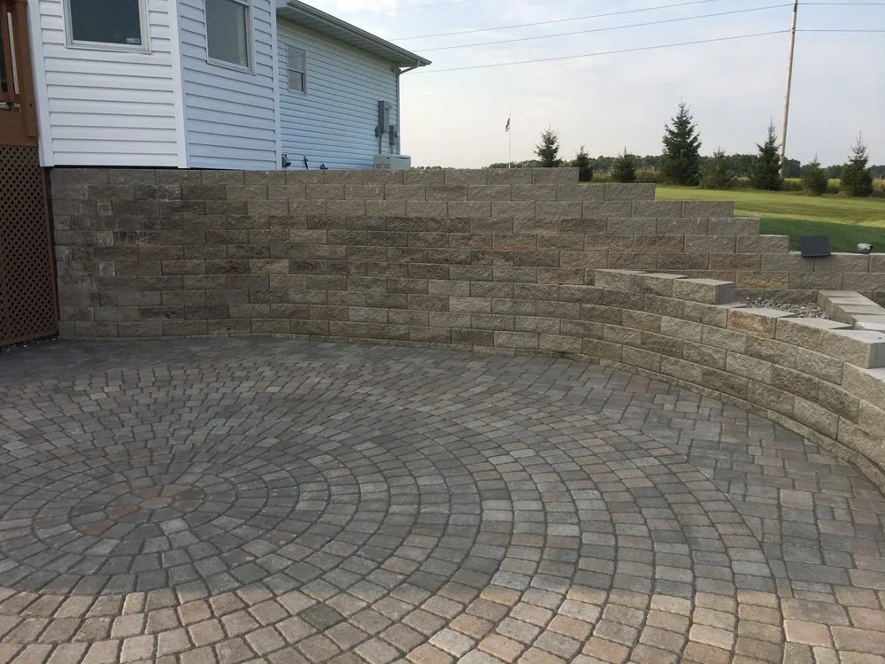 Expert landscape installation in Cambridge, MN - TM Home and Lawn Care