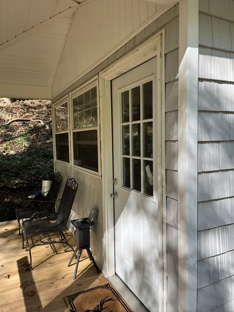 Custom landscaping services experts serving Clendenin, WV - T&M Home Services