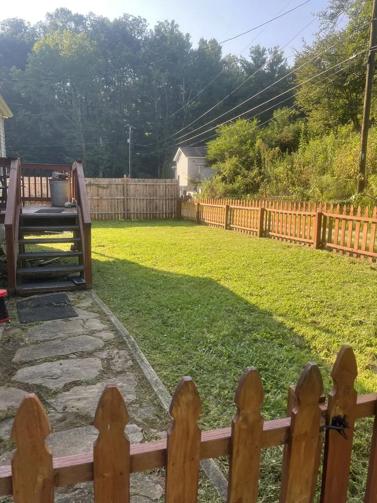 Trusted lawn care service experts serving Clendenin, WV - T&M Home Services