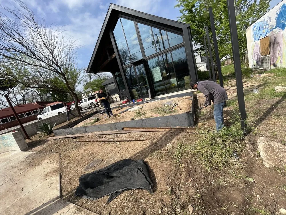 Top-rated lawn care service in Austin, TX - TM Landscaping