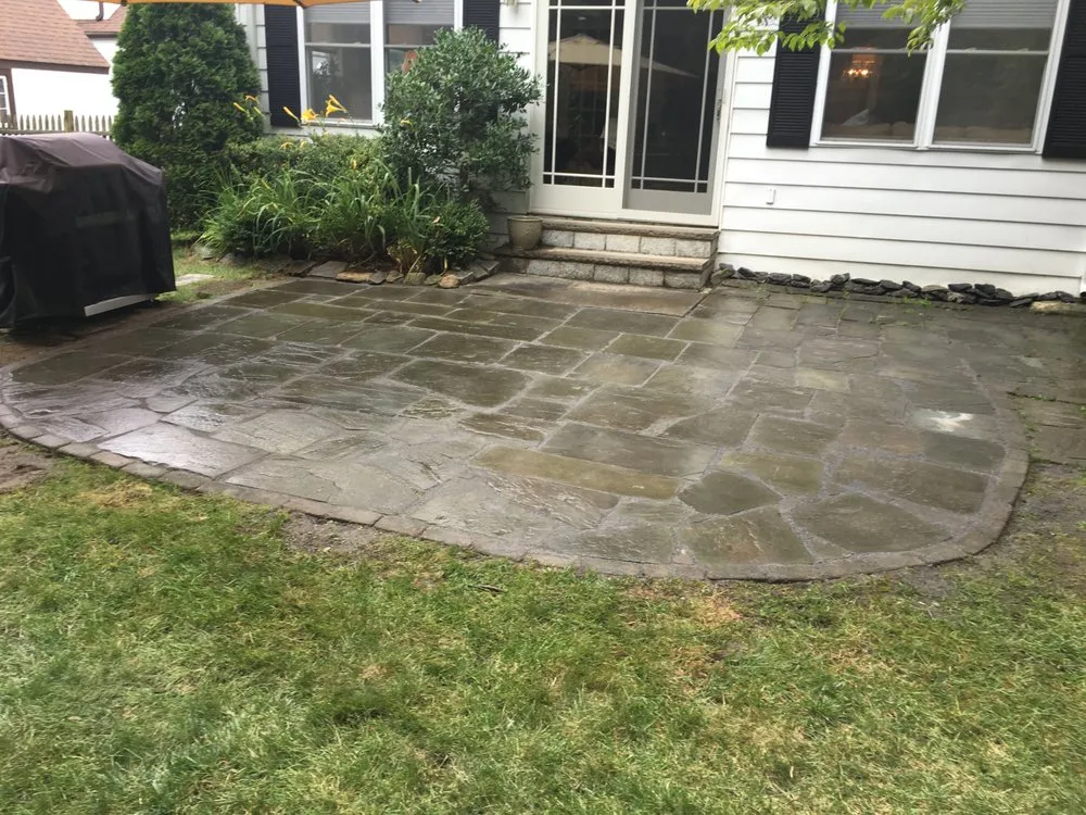 Custom lawn care service in White Plains, NY by T&M Landscaping