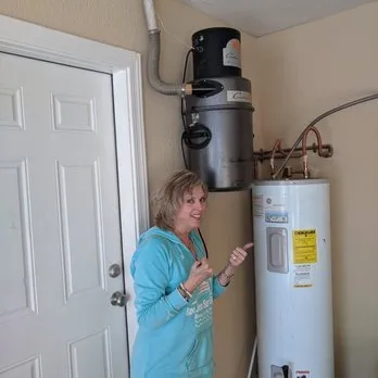 Custom yard cleanup service in San Benito, TX by TMBM  Lawn & Handyman Services