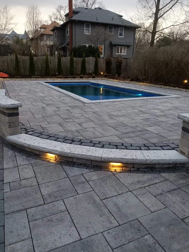 Custom landscaping services experts serving Covington, KY - Tmj Aguilar Outdoor service