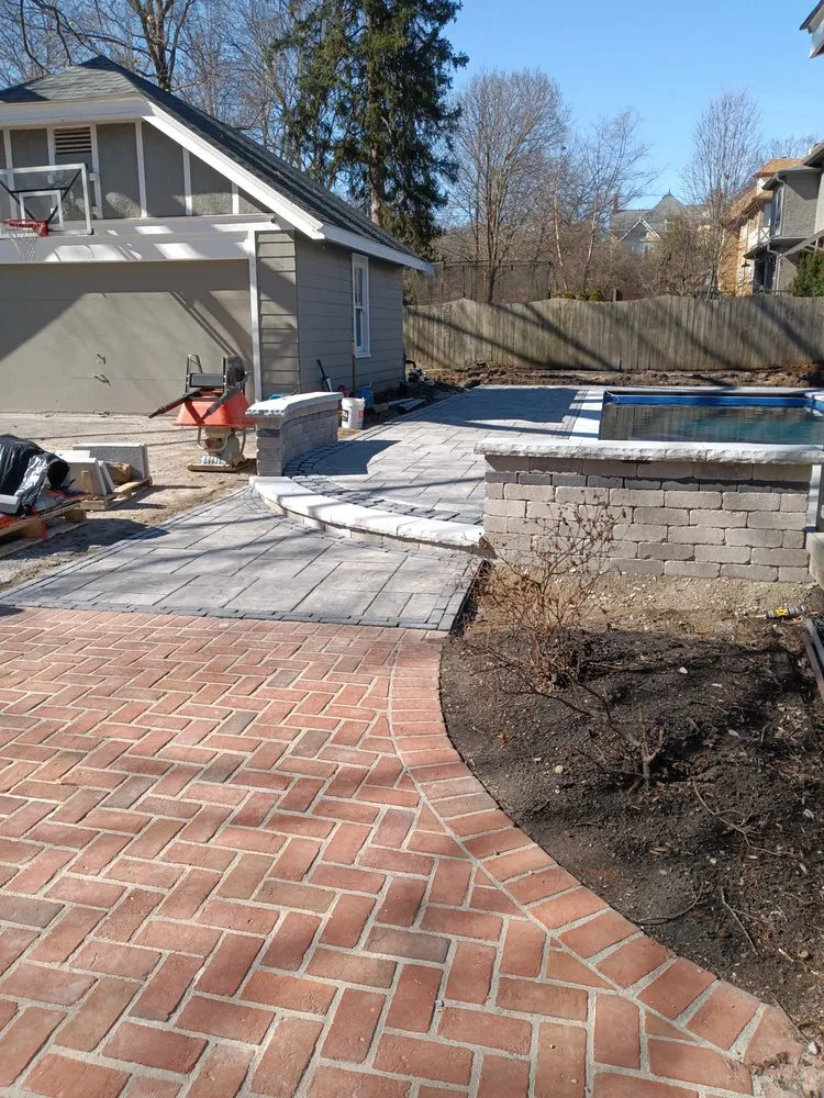 Top-rated landscaping services for homes across Covington, KY - Tmj Aguilar Outdoor service