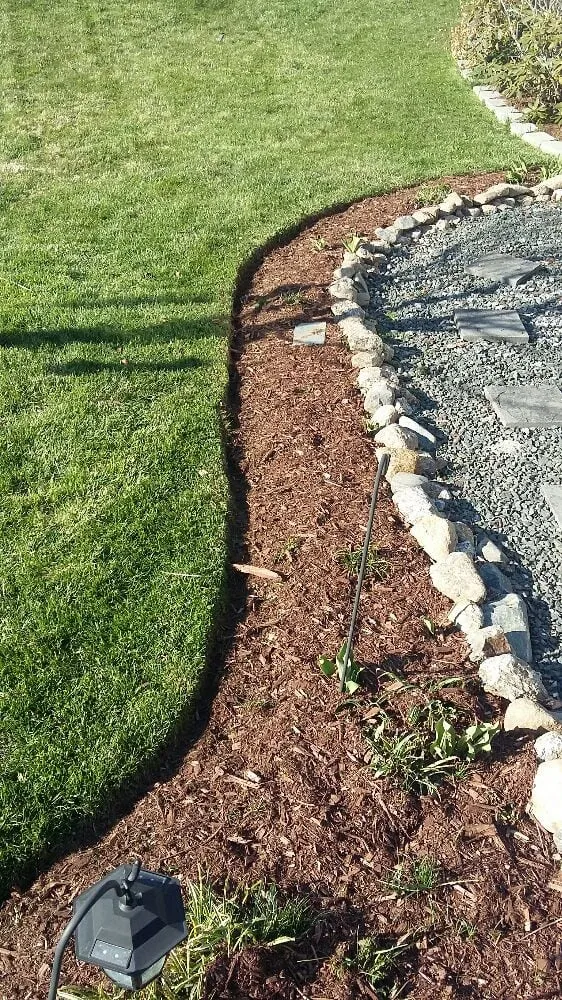 Professional garden landscaping in Hillsborough, NH - TM&M Services