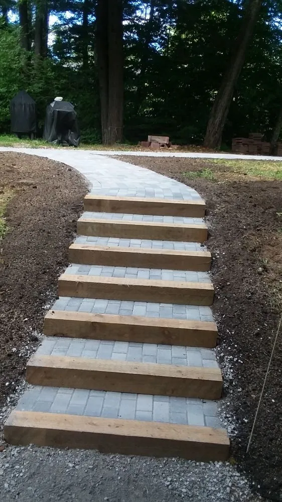 Expert landscaping services experts serving Hillsborough, NH - TM&M Services