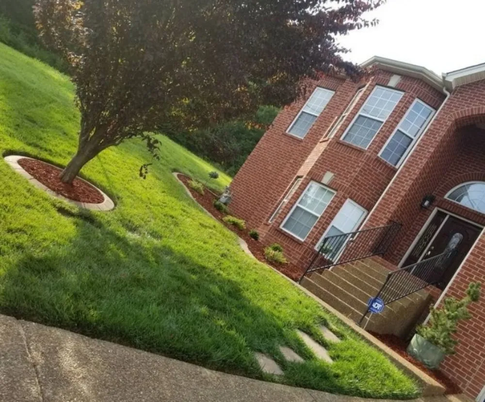 Custom landscape design experts serving Nashville, TN - TMS lawncare and landscaping