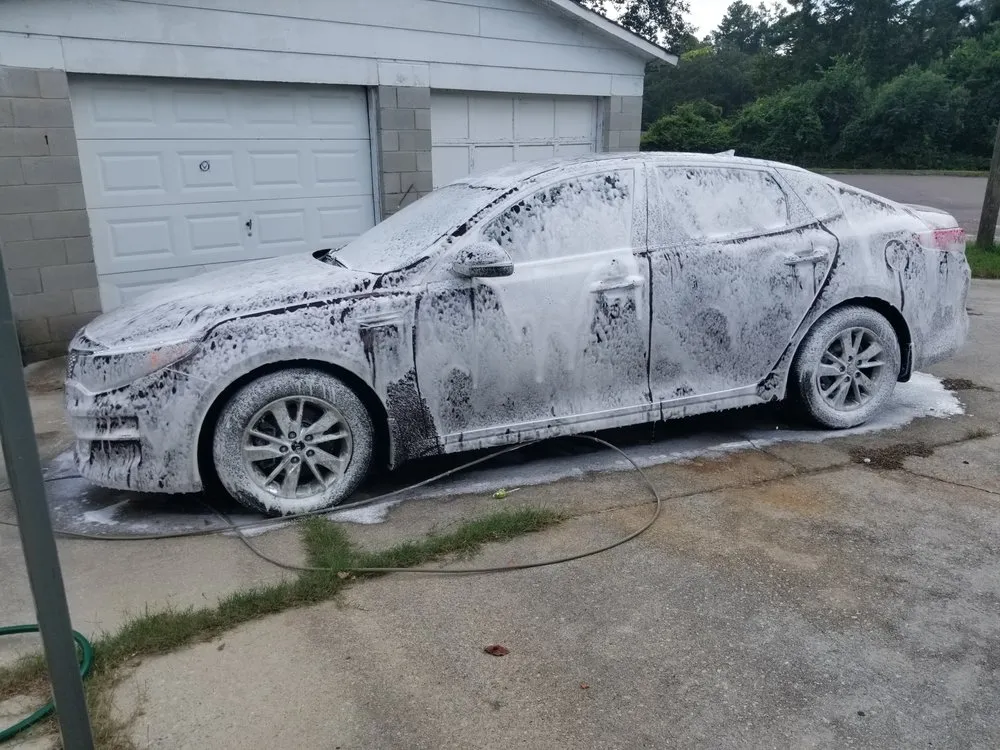 Custom lawn care service experts serving Hephzibah, GA - TMT's Lawn and Auto Detailing