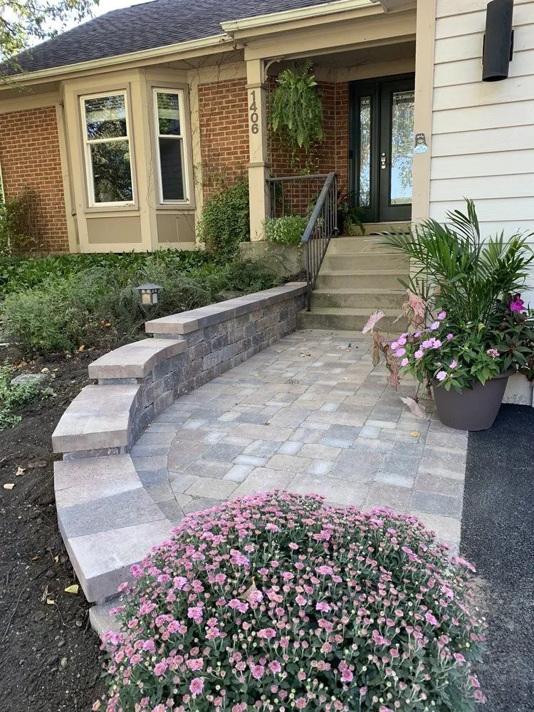 Affordable outdoor landscaping experts serving Elk Grove Village, IL - TMW Enterprises Paving & Maintenance