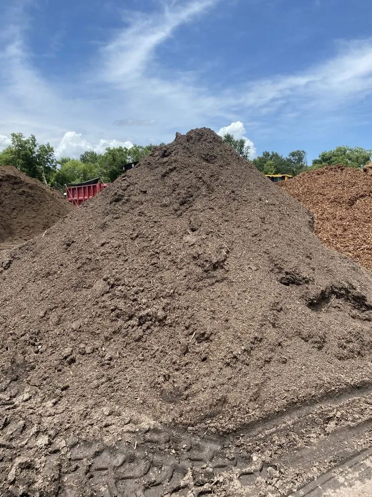 Custom residential landscaping in Eagle Lake, TX - T&N Landscaping