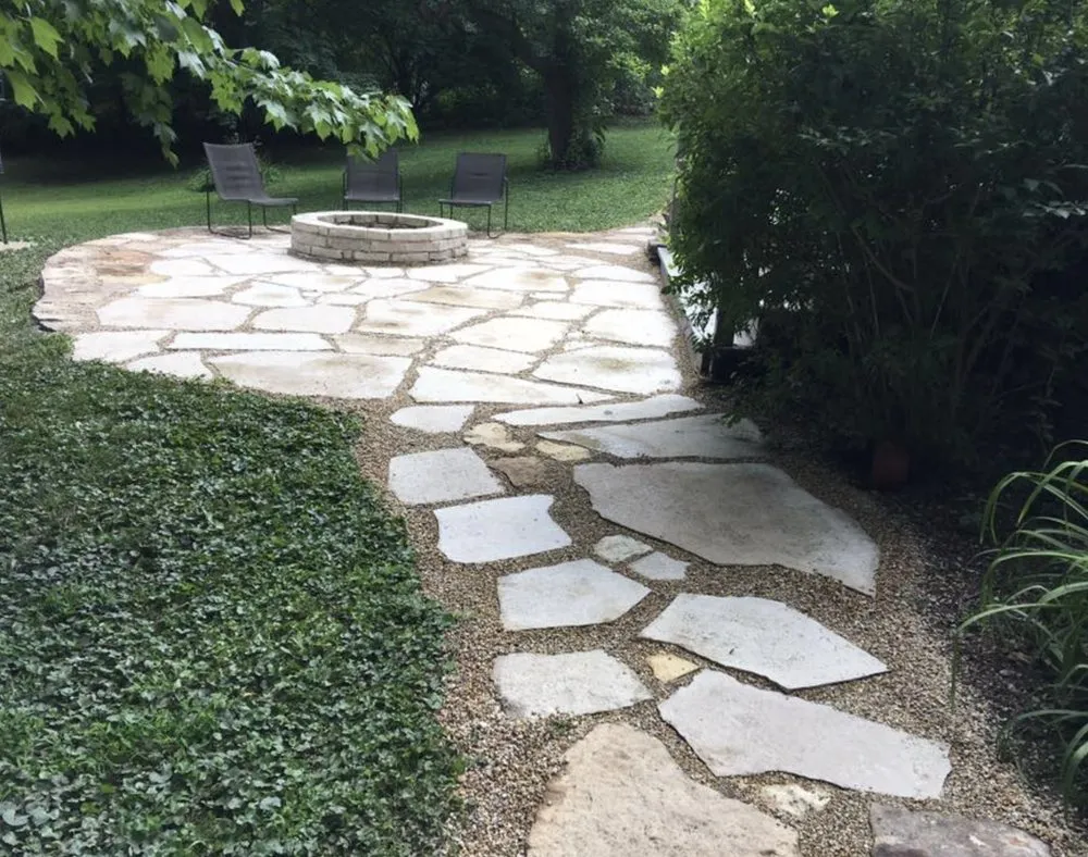 Custom yard cleanup service in Bolingbrook, IL - TNA Landscaping