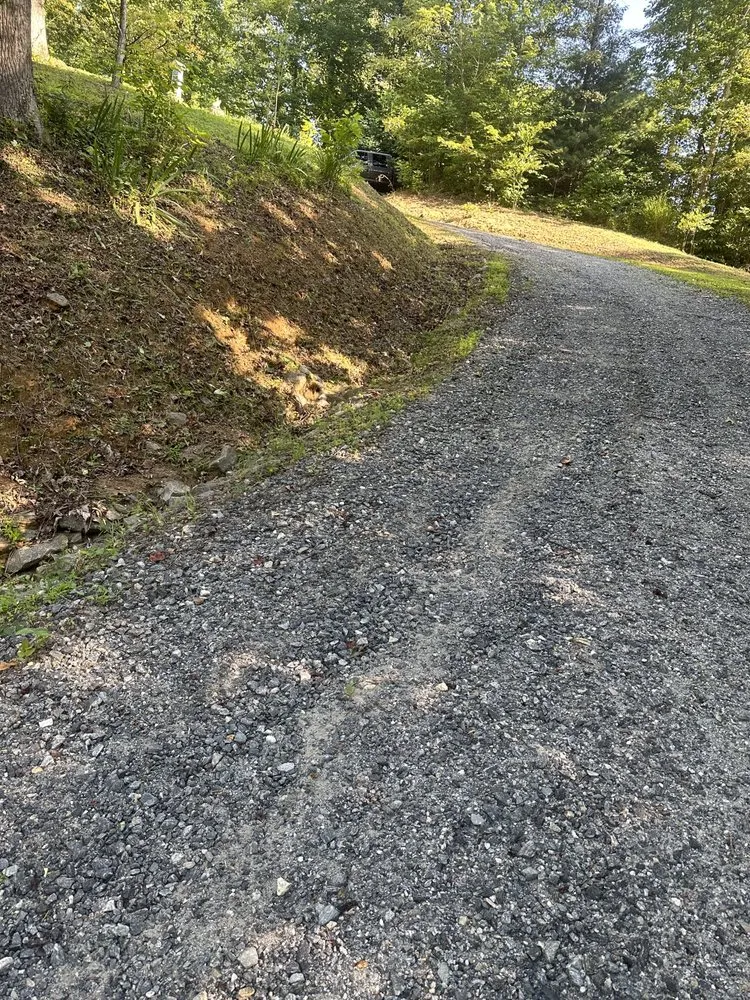 Top-rated landscape design for homes in Marion, NC by TNE Lawn & Trimming